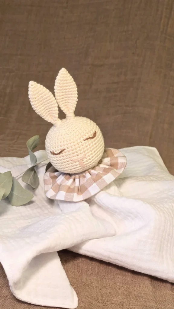 doudou conejo canelaa